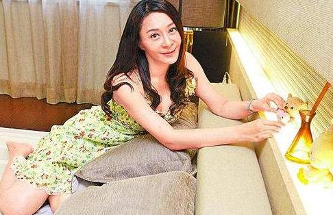 6个女人,六个女人四段婚姻