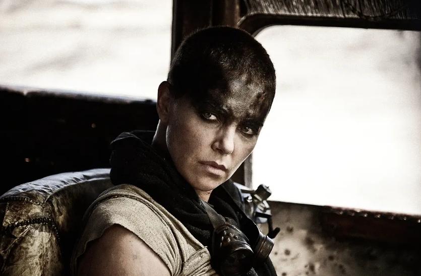 《狂暴之路》：疯狂高燃的动作电影背后，竟是女权的涅槃重生