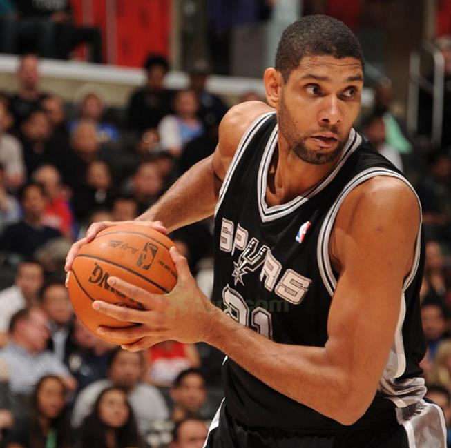 雷阿伦13年三分邓肯历史地位变化,邓肯20分10板3帽