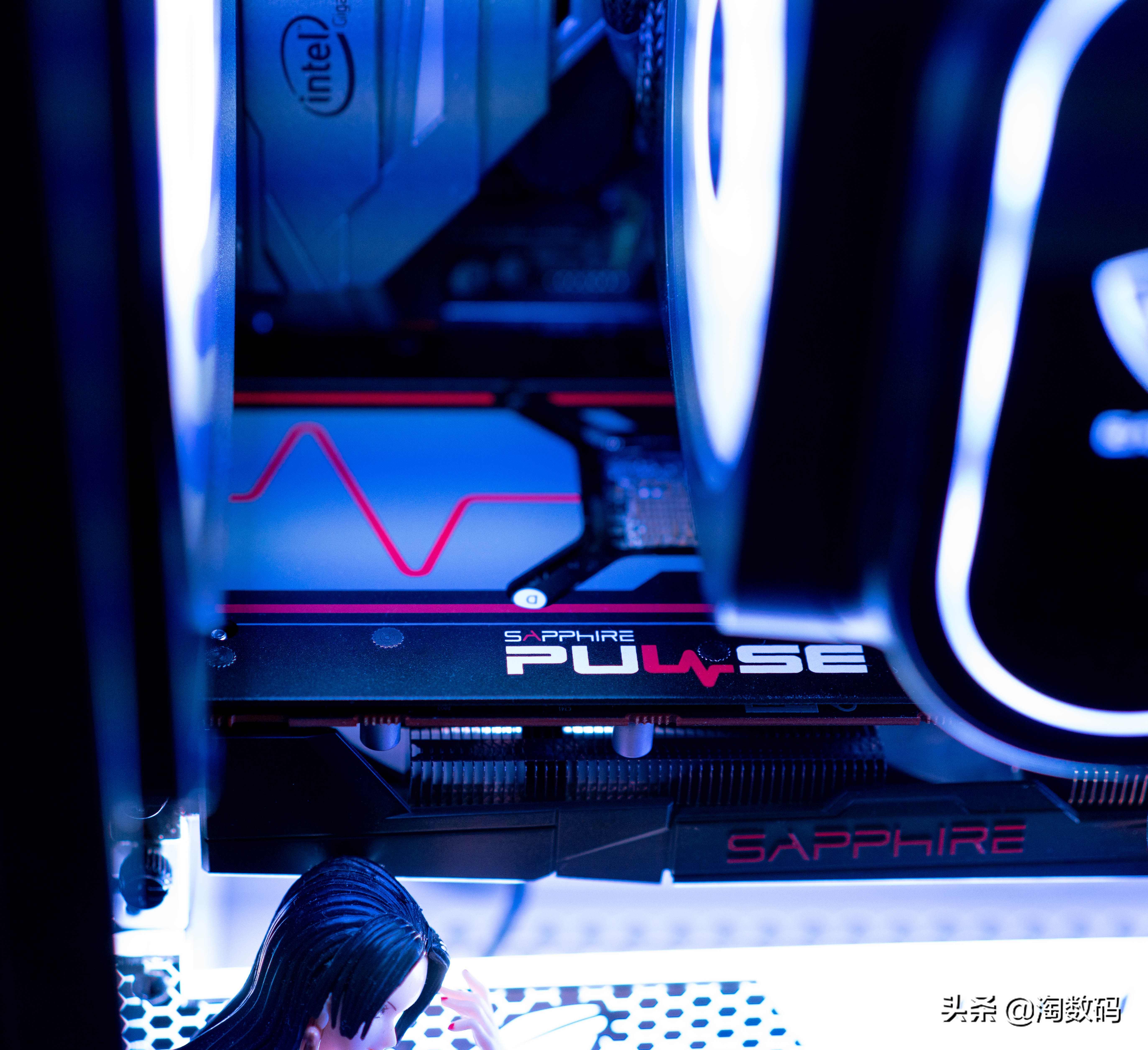 蓝宝石rx5600xt白金pro显存导热垫,蓝宝石rx5600xt显卡值得购买吗