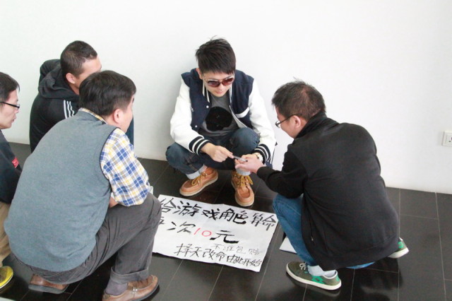 占卜骗术揭秘,记者揭秘占卜