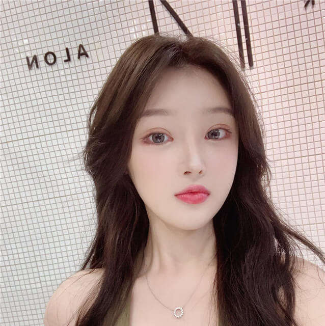 脸上闭口粉刺怎么治疗,脸上闭口粉刺怎么才能彻底处理