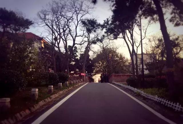 青岛八大关每个楼的故事,今天的青岛八大关