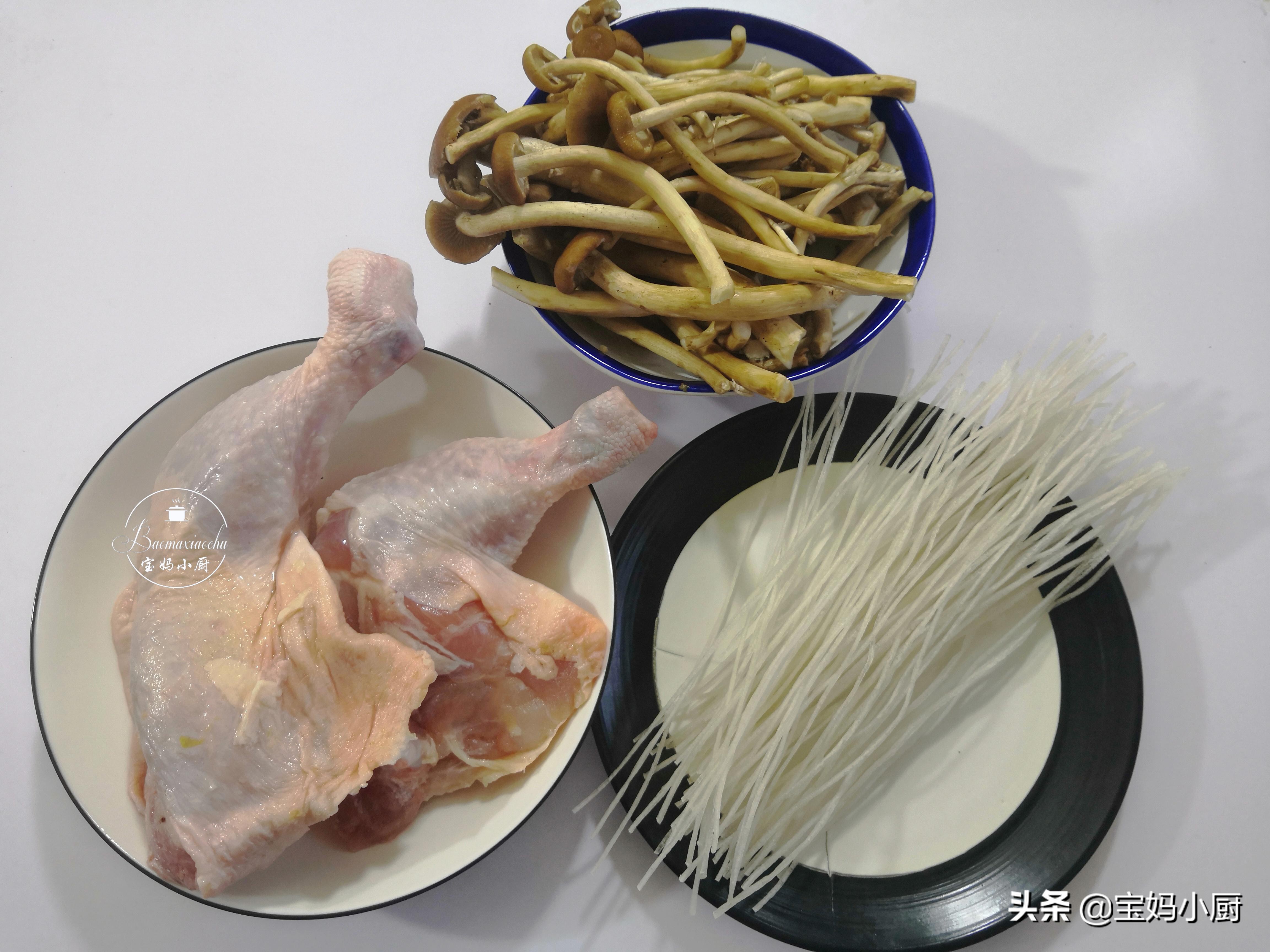 炖鸡肉不柴的做法,炖鸡肉焯水的做法