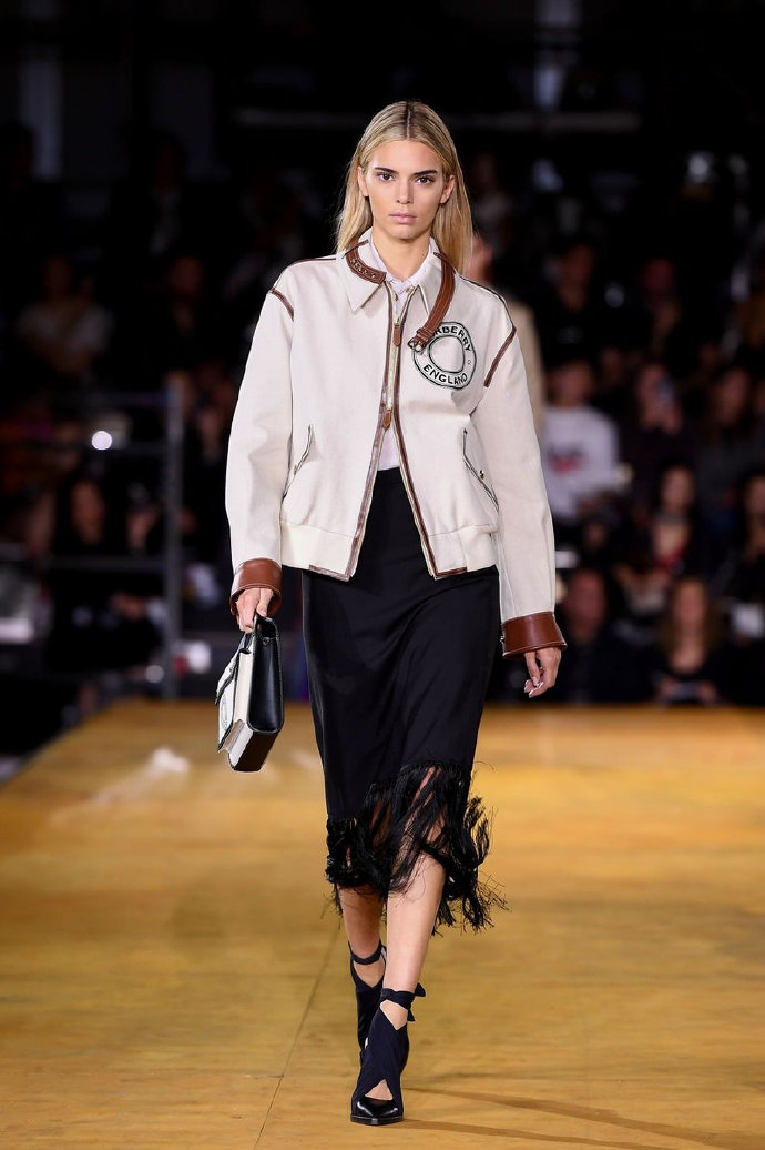 肯豆贝拉走秀,肯豆秀场全集完整版