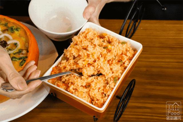 澳门探店|新马路有一家人气斜坡西餐厅!菠萝BB猪必吃