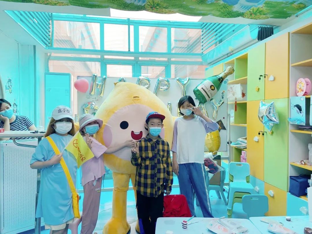 终于顺利出院回家的说说,终于出院了满血复活的说说