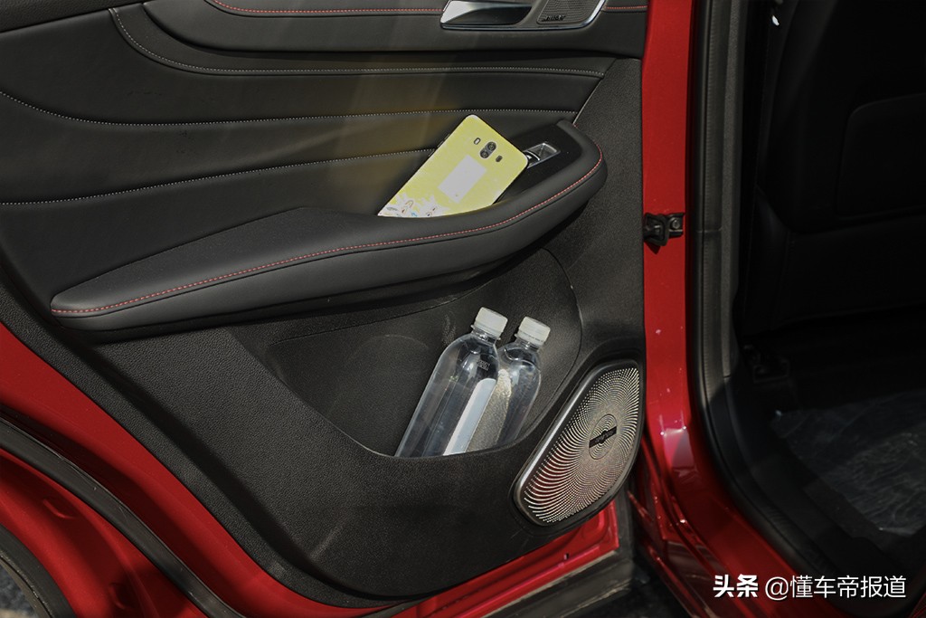 上汽名爵mg领航suv自动挡价格多少,运动轿车与家用轿车乘坐体验