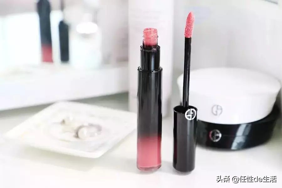 直男最想亲吻的唇色，女生看了惊呼OMG