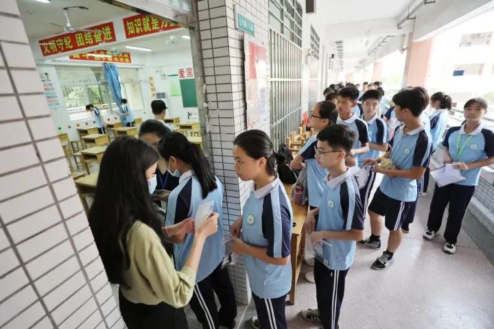 广东省中考历年作文题目,2019年广东省中考满分作文题