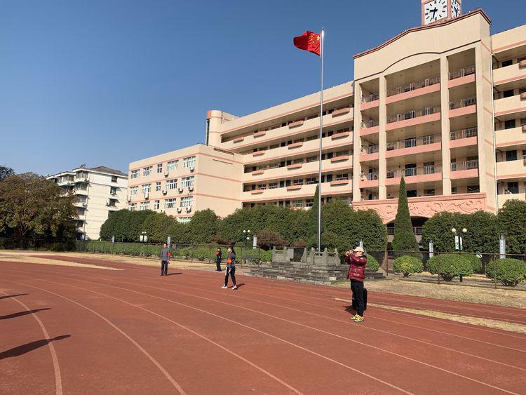 浙江十大私立高中学费排名,浙江私立高中学费低的