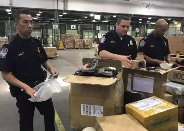 36万双假鞋被海关查获,海关查获耐克假鞋