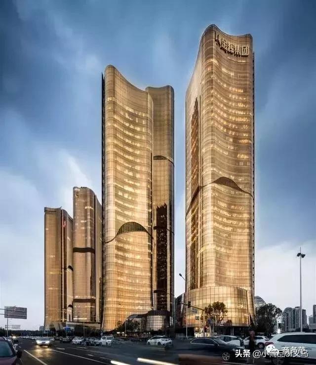 精英律师罗槟栗娜片段,精英律师罗槟去栗娜家里