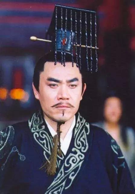 司马迁评价秦始皇焚书,史记都是假的