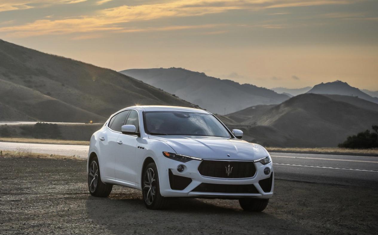 名媛从不孤单原版,名媛从不孤单原曲