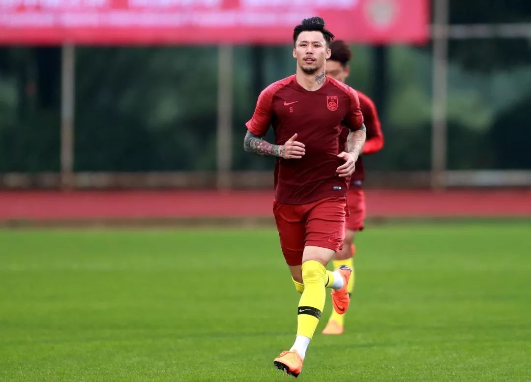 他曾是根宝眼中的“第一”重回中超，唐佳庶坚信“相信的力量”