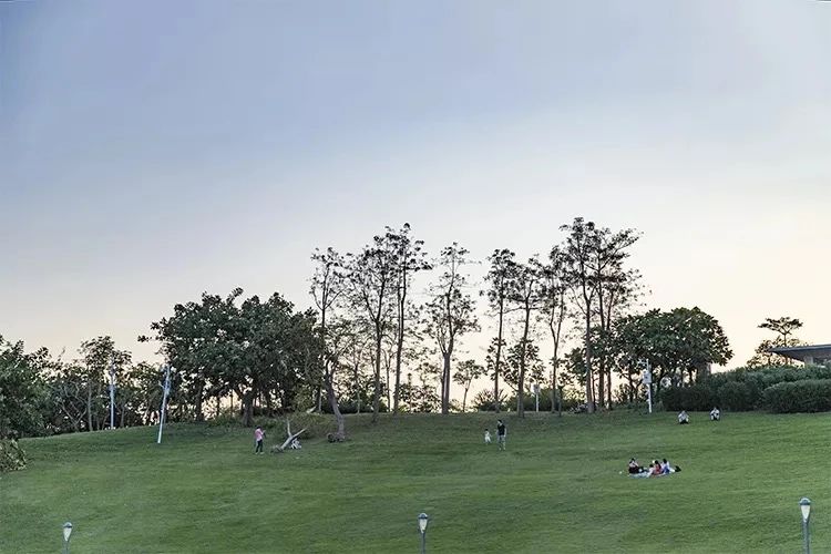 深圳看海去哪里比较好,深圳出地铁就看海的地方是哪里