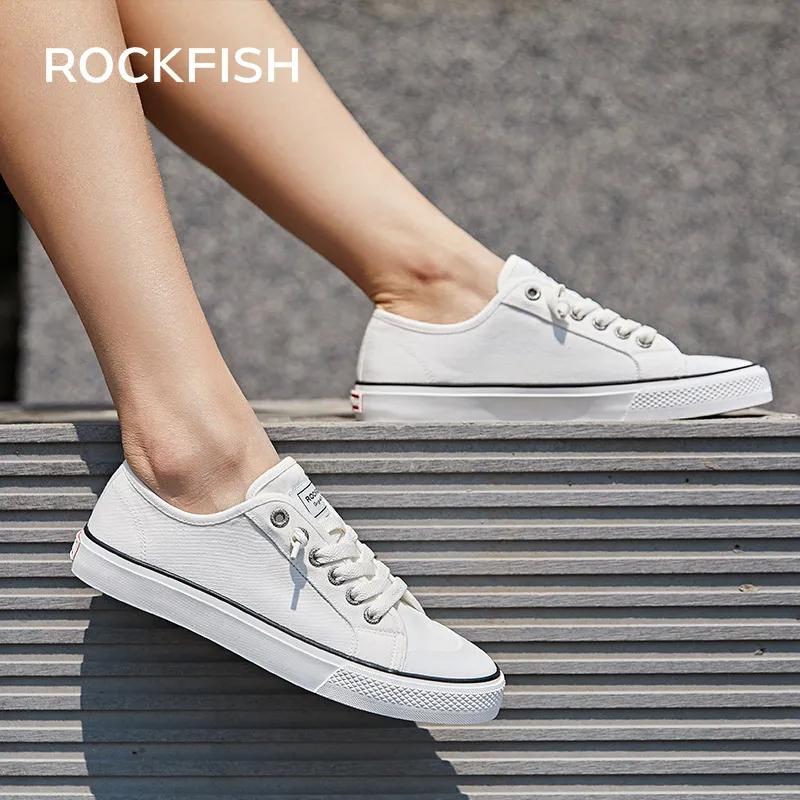 小白鞋推荐英伦风,经久耐穿的小白鞋