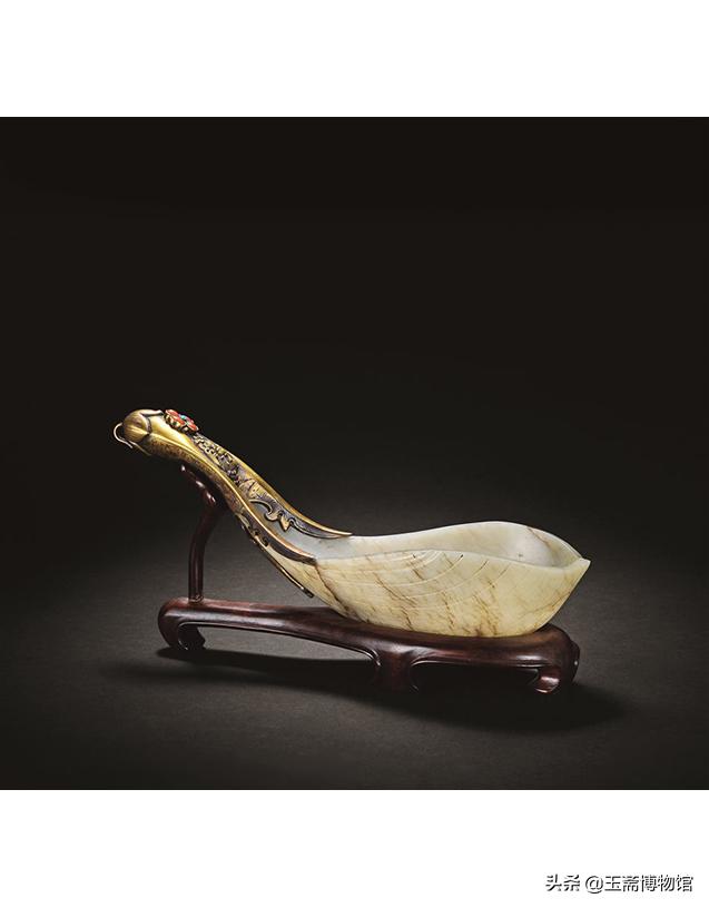 小小的汤勺，可以换一套房，最高拍卖价竟然高达207万