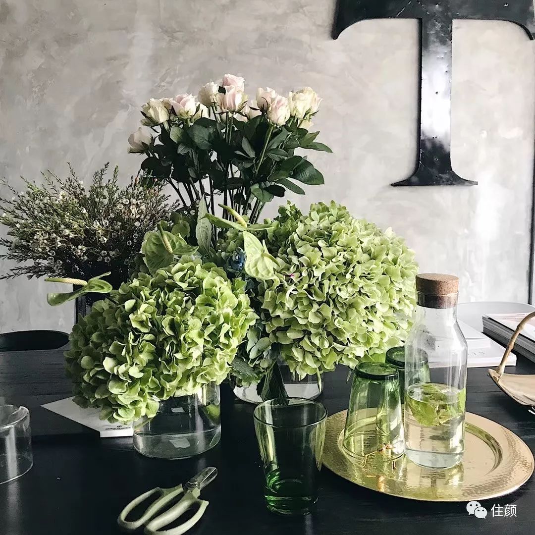 网购家具和实体店家具有什么区别,同样是网店为什么旗舰店的贵