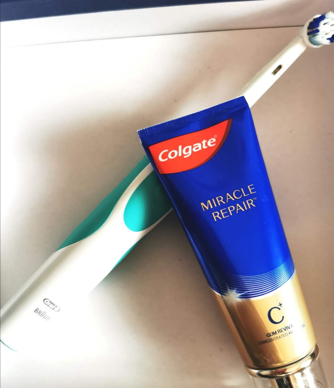 高露洁耀白去渍牙膏评测,高露洁牙膏官方旗舰店圣诞