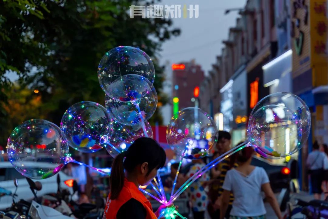 龙湖宝相寺里面有什么,龙湖宝相寺都有什么好吃的
