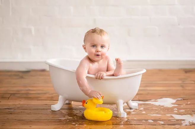 宝宝湿疹反反复复怎么办呢,湿疹反反复复是陷入了这4大误区