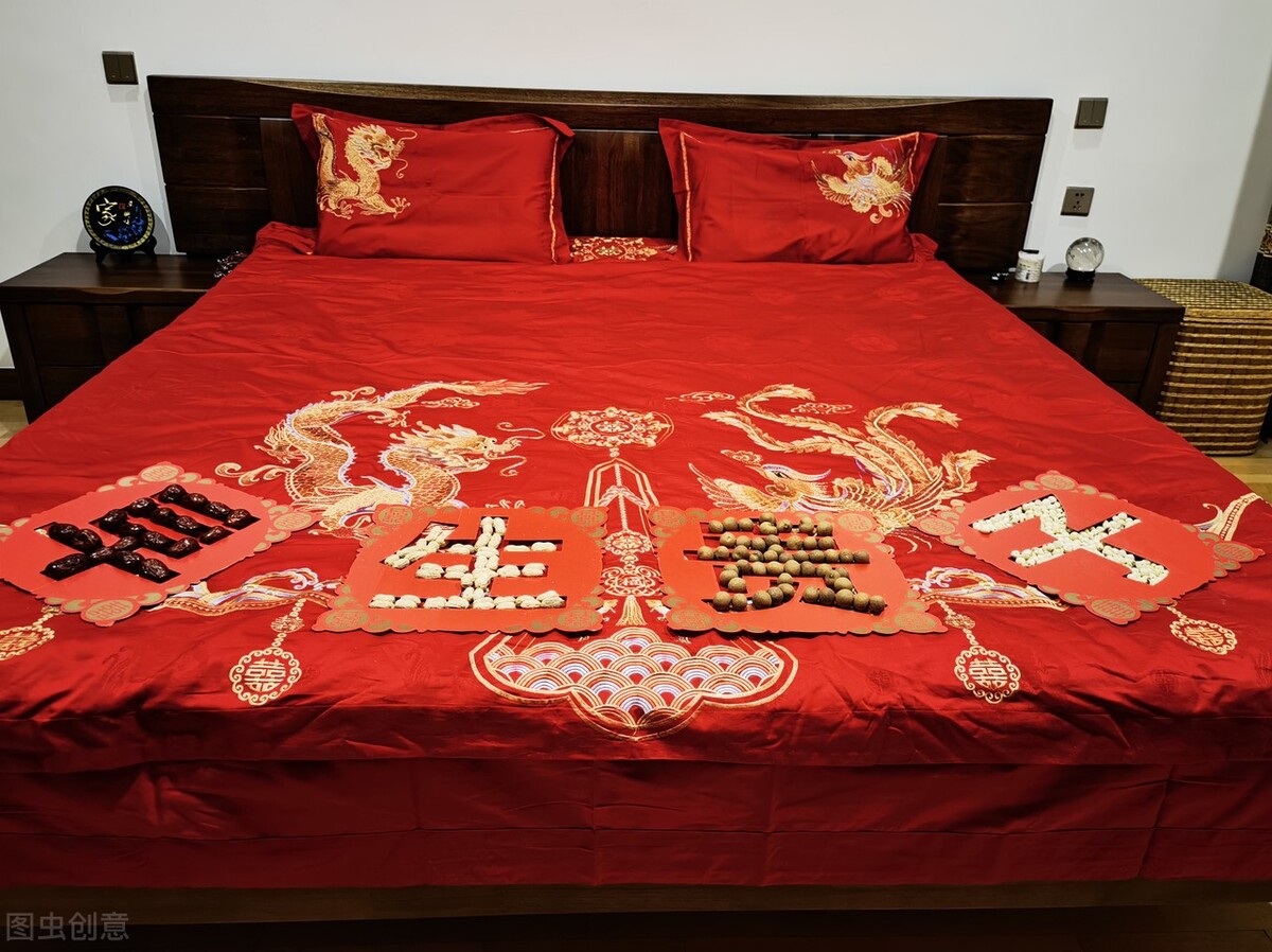 夏至到来，端午悬挂房前的艾草如何处置？5句老话知晓干艾5去处