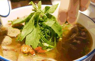 徐州第一高楼里排队不止哥老官！前5家店你可能都没吃过...