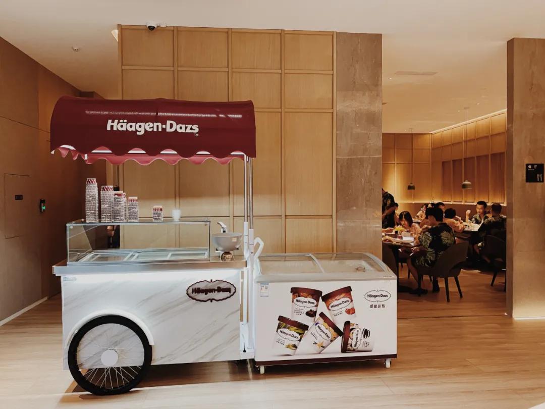 又搓澡去了，看看最贵澡堂的亲弟弟长啥样