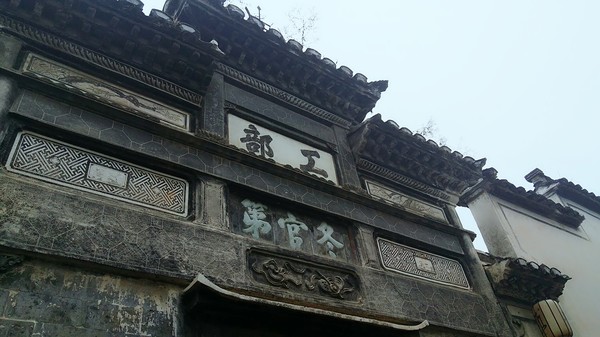 杭州最美的风景区排名前十,杭州有哪些值得一去的古镇古街