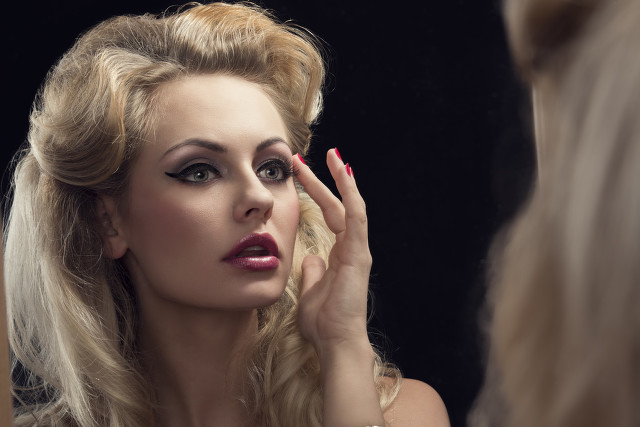 莫泊桑项链反映人什么优点和缺点,喜欢莫泊桑项链的理由