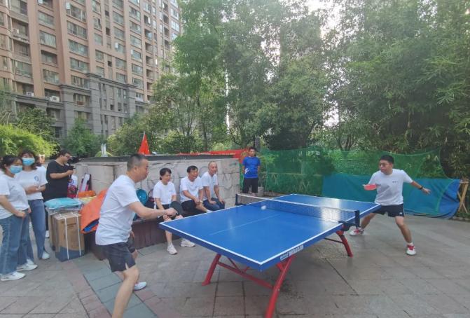 璧涘満鐜拌嫳濮垮姪鍔涘啲濂ヤ細,杩愬姩鏄炬椿鍔涜禌鍦哄睍椋庨噰