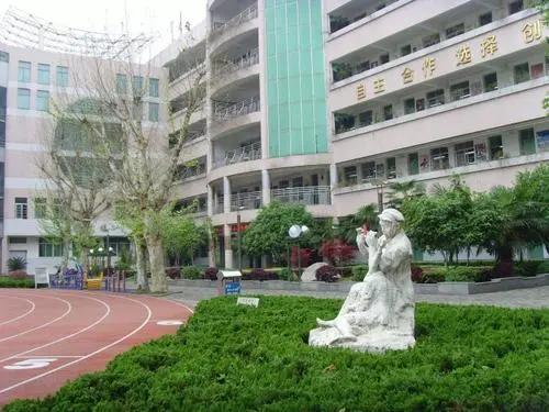 横贯6区！辐射15所名小！住在沿线的家长赚翻了