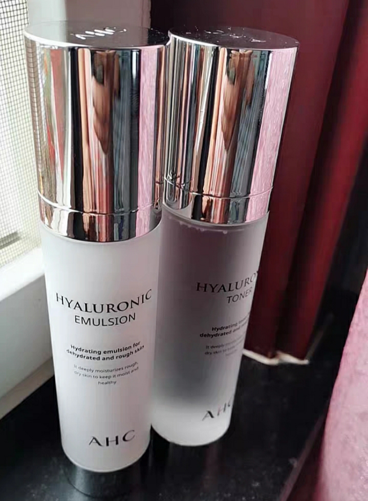 ahcb5和神仙水哪个保湿效果更好,买贵的不如买便宜的