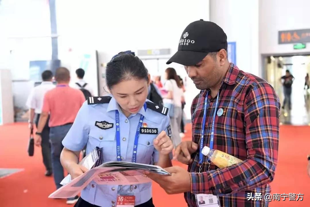 广西公安榜样人物陈子丽：践行为民初心，练就车管业务创新“专家”