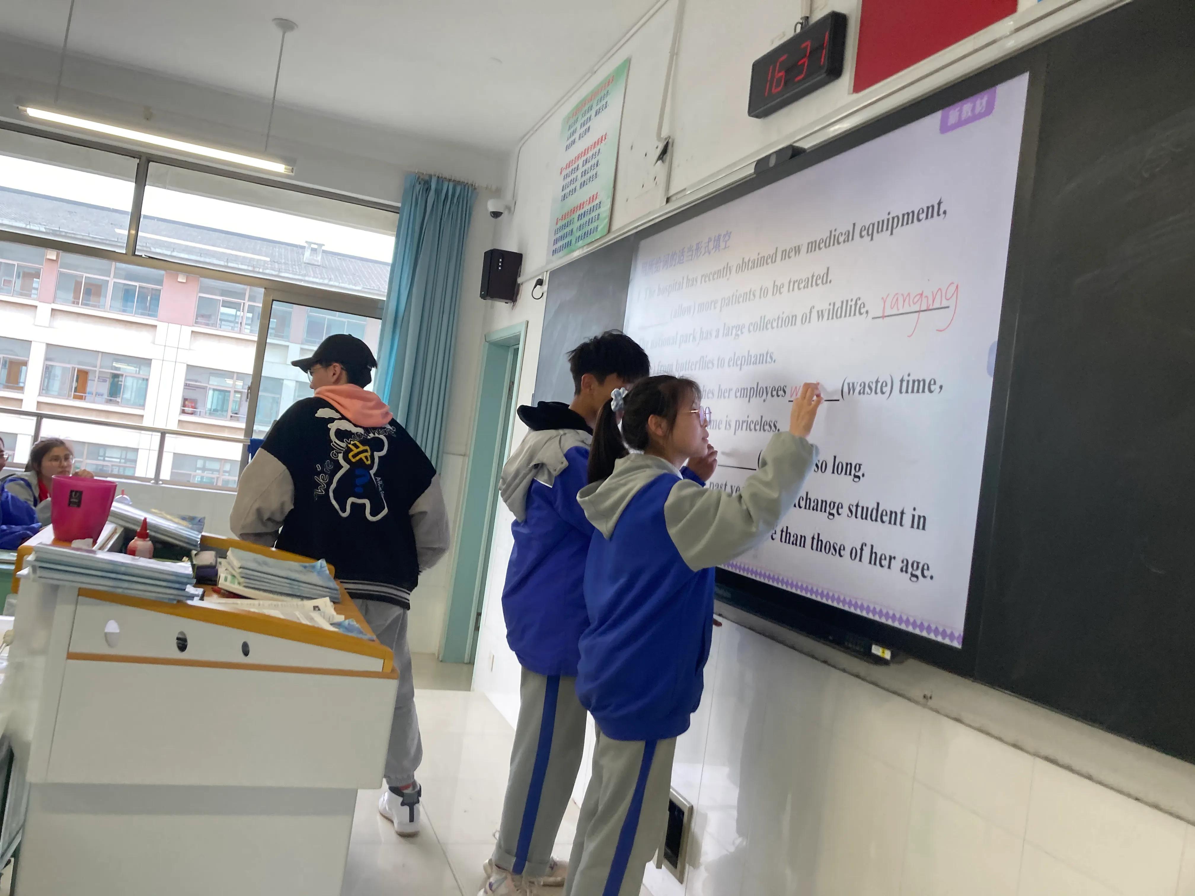 2023-2024足球竞赛规则下载pdf,足球表格比分填写