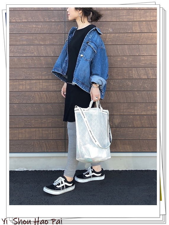 今年流行的大口袋包包,做今年最流行的包包透明的