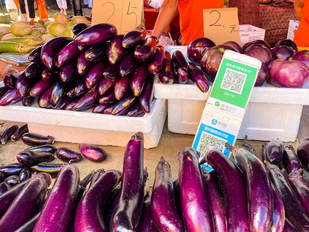 不错挺便宜的早市,附近比较旺的早市