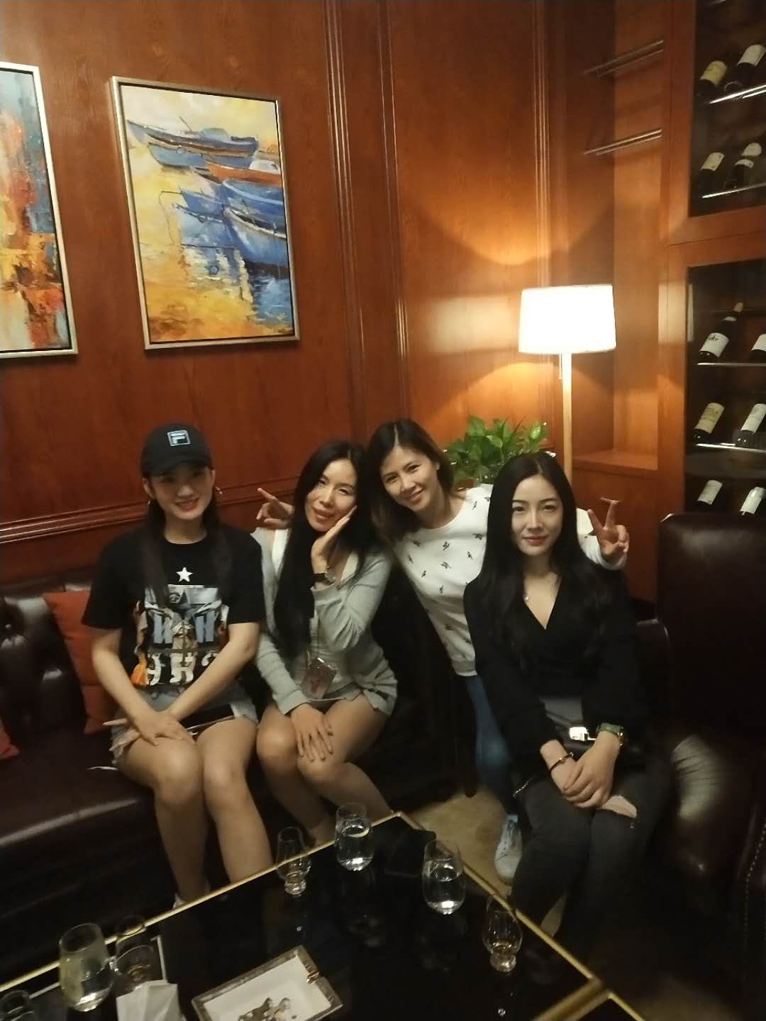 宏远宝贝13年成最老牌啦啦队,丰满性感被模仿,转型变美工程