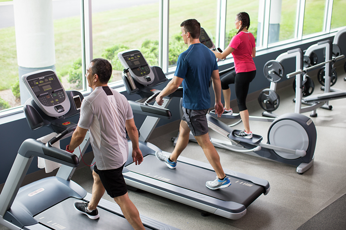 跑步机锻炼的正确方法,跑步机健身方法视频教程