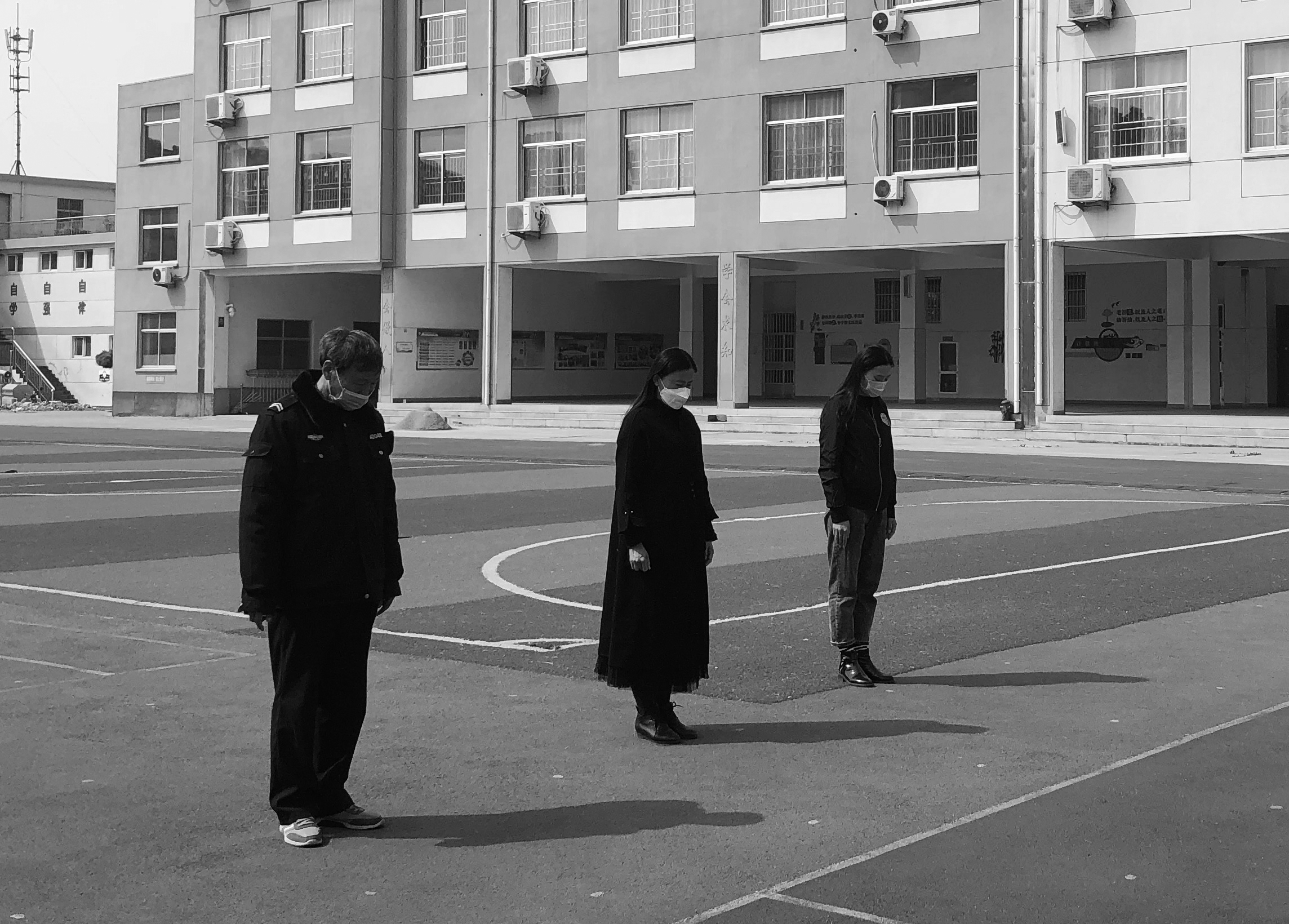 清明哀思悼念逝者致敬英雄,清明哀思致敬英烈