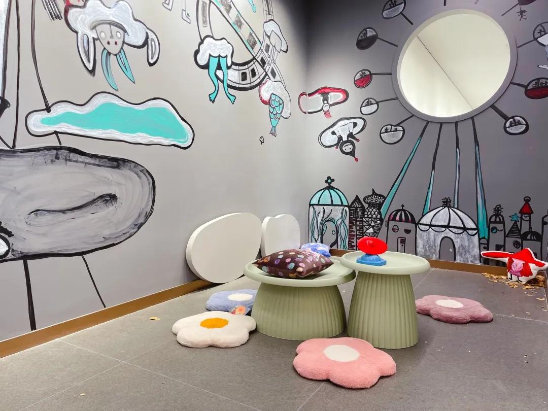 “书香鼓楼”地标，凤凰于飞，华丽转身