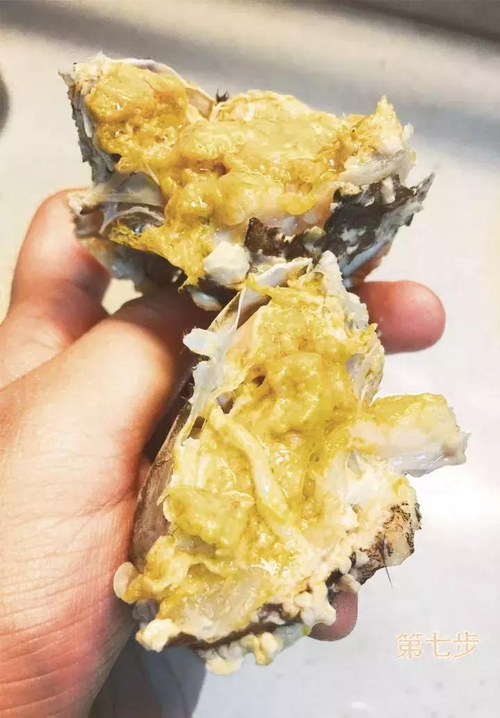 吃螃蟹标准方法,手把手教你怎样吃螃蟹教程
