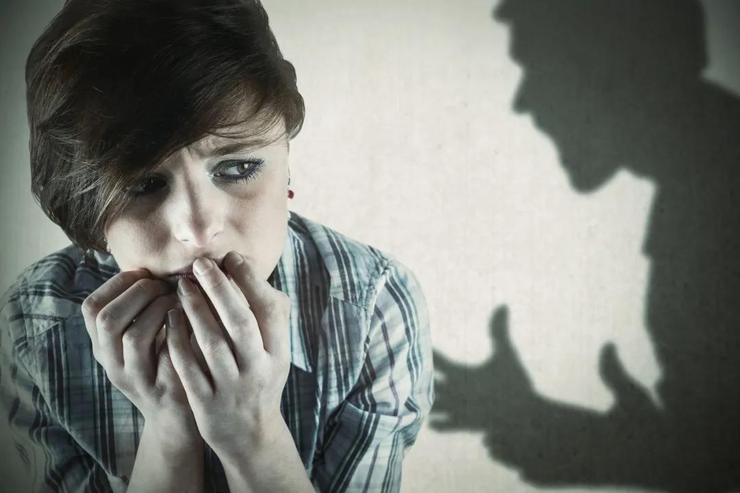 濡堝鎴戠柤,灏忓韬綋鍣ㄥ畼琚涪鐮翠簡