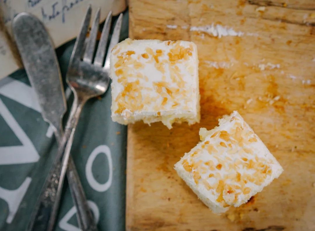 乐乐茶有花有果,乐乐茶给人的直观感受