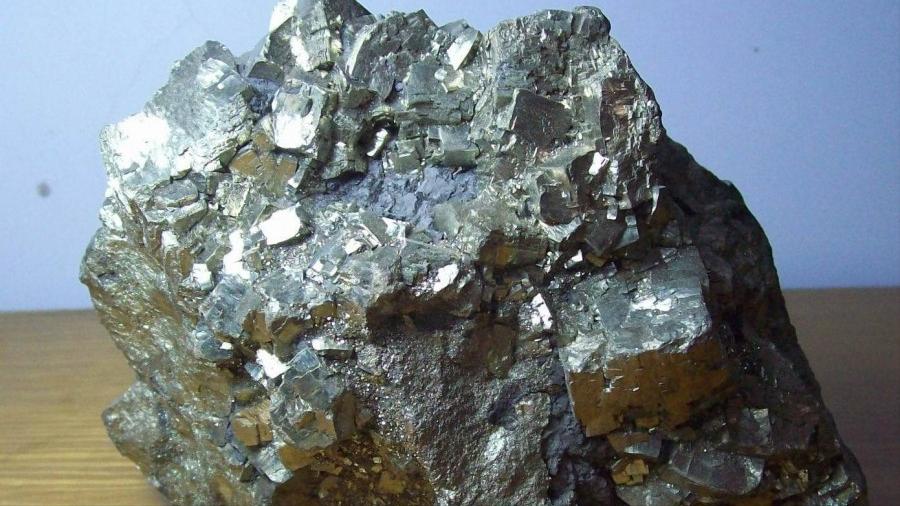 河南发现大型金矿价值超百亿,河南发现特大型金矿大概多少元