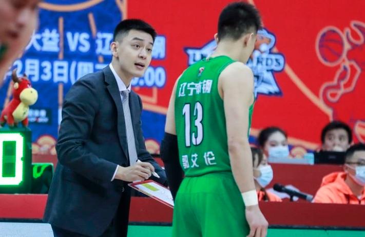 辽宁篮球裁判错判,辽宁男篮裁判错判