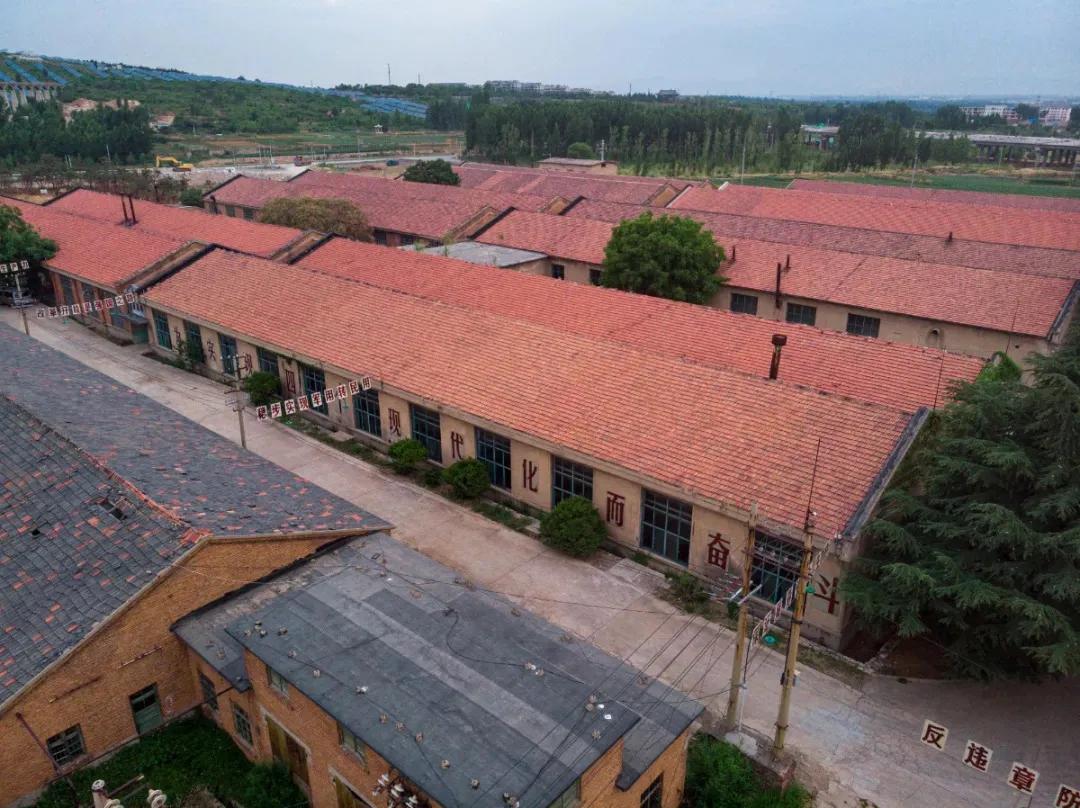 被央视打卡的梨花胜境，千亩白瓣状似雪花，济南莱芜区还有这些国家级景区不容错过！