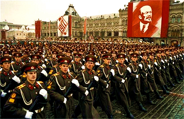 造成苏联逐渐解体的有几个人,苏联解体投票结果